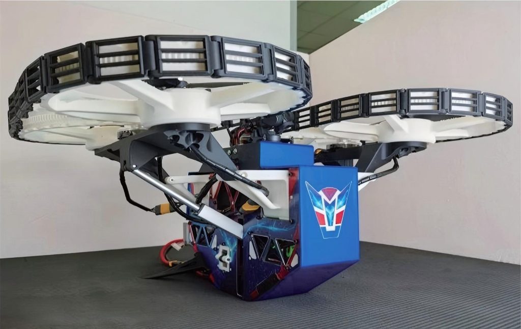 陆空两栖变形机器人